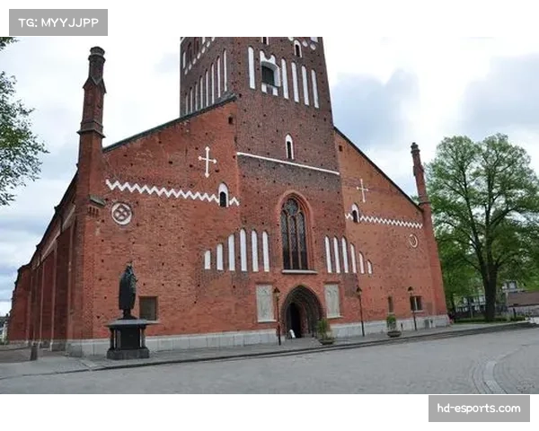 SHL瑞典冰球联赛，韦斯特罗斯主场爆冷，加时击败领头羊法尔肯